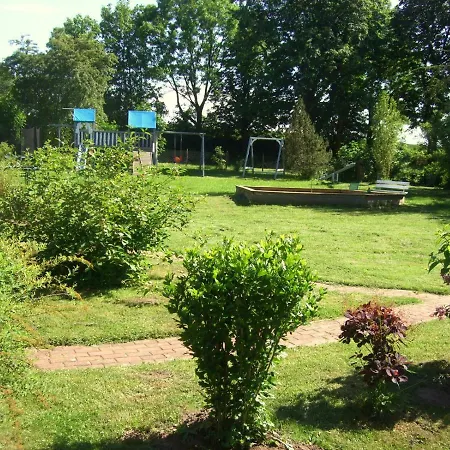 Holiday home Hof Kranichweide, Holzblockhaus Saal