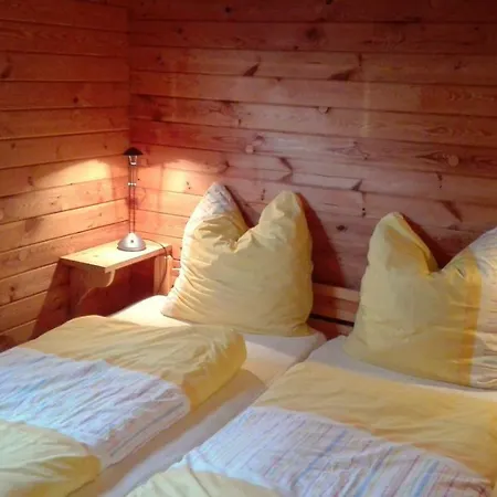 Hof Kranichweide, Holzblockhaus Casa de Férias